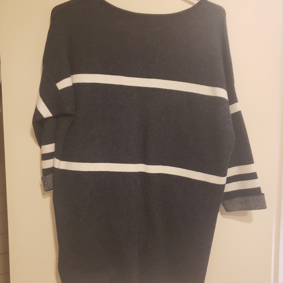 A&F logo sweater - Picture 2 of 2